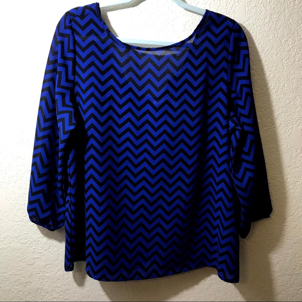 Love 4 Truth Chevron print blouse SZ XL